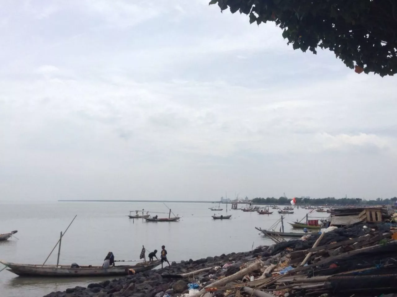 Peringatan Banjir Rob Surabaya, BPB Linmas Siapkan Tiga Posko Siaga