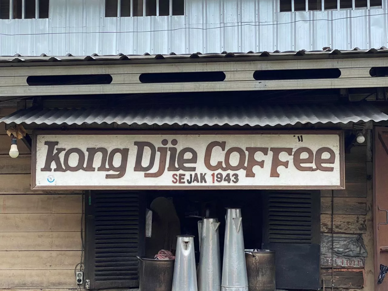 Kong Djie dan Tung Tau Tawarkan Sensasi Ngopi di Tahun 40-an
