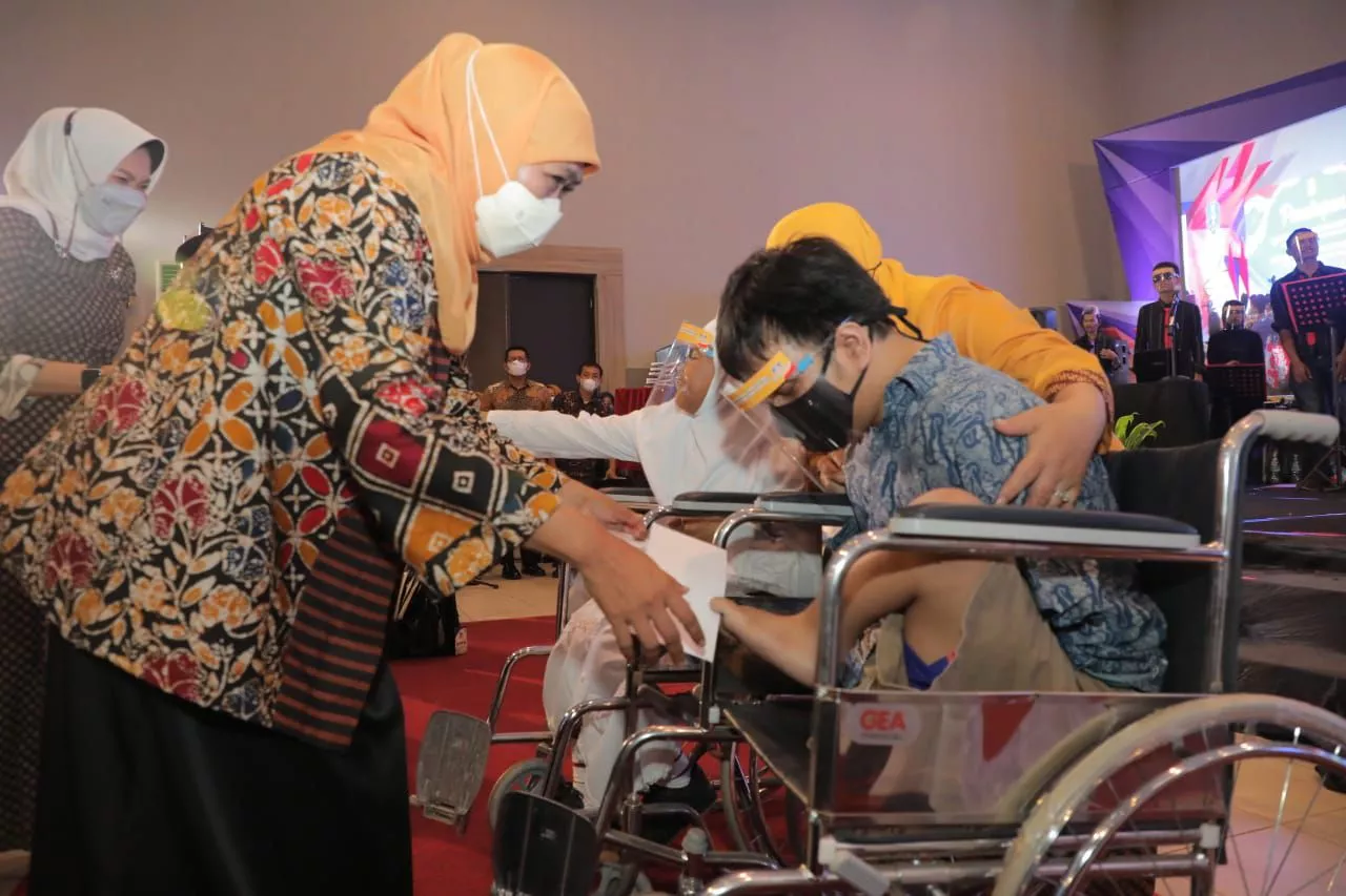 Gubernur Khofifah Upayakan Anak Berkebutuhan Khusus Bisa Magang Kerja