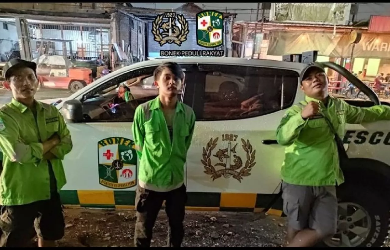 Bantu Pemulihan Bencana Erupsi Semeru, Relawan Bonek Berangkat ke Lumajang