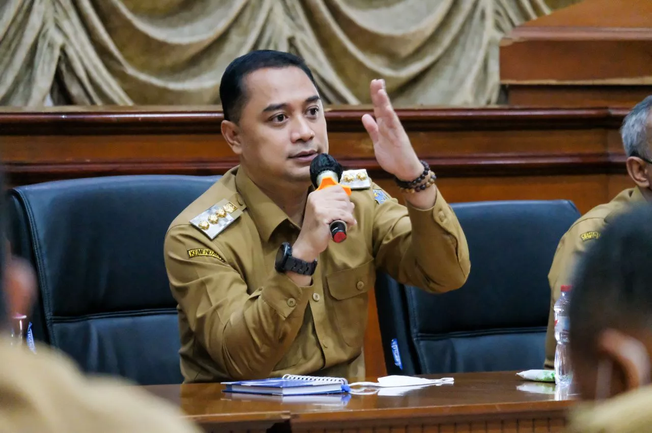 Wali Kota Surabaya Instruksikan Lurah Turun ke Lapangan saat Hujan dan Banjir