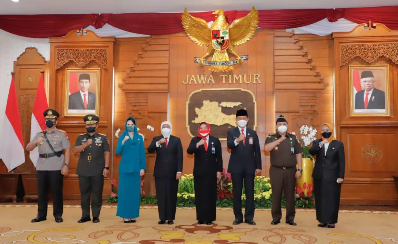 Gubernur Khofifah Minta Kasus Bayi Stunting Jadi Fokus Utama Kepala BKKBN Baru