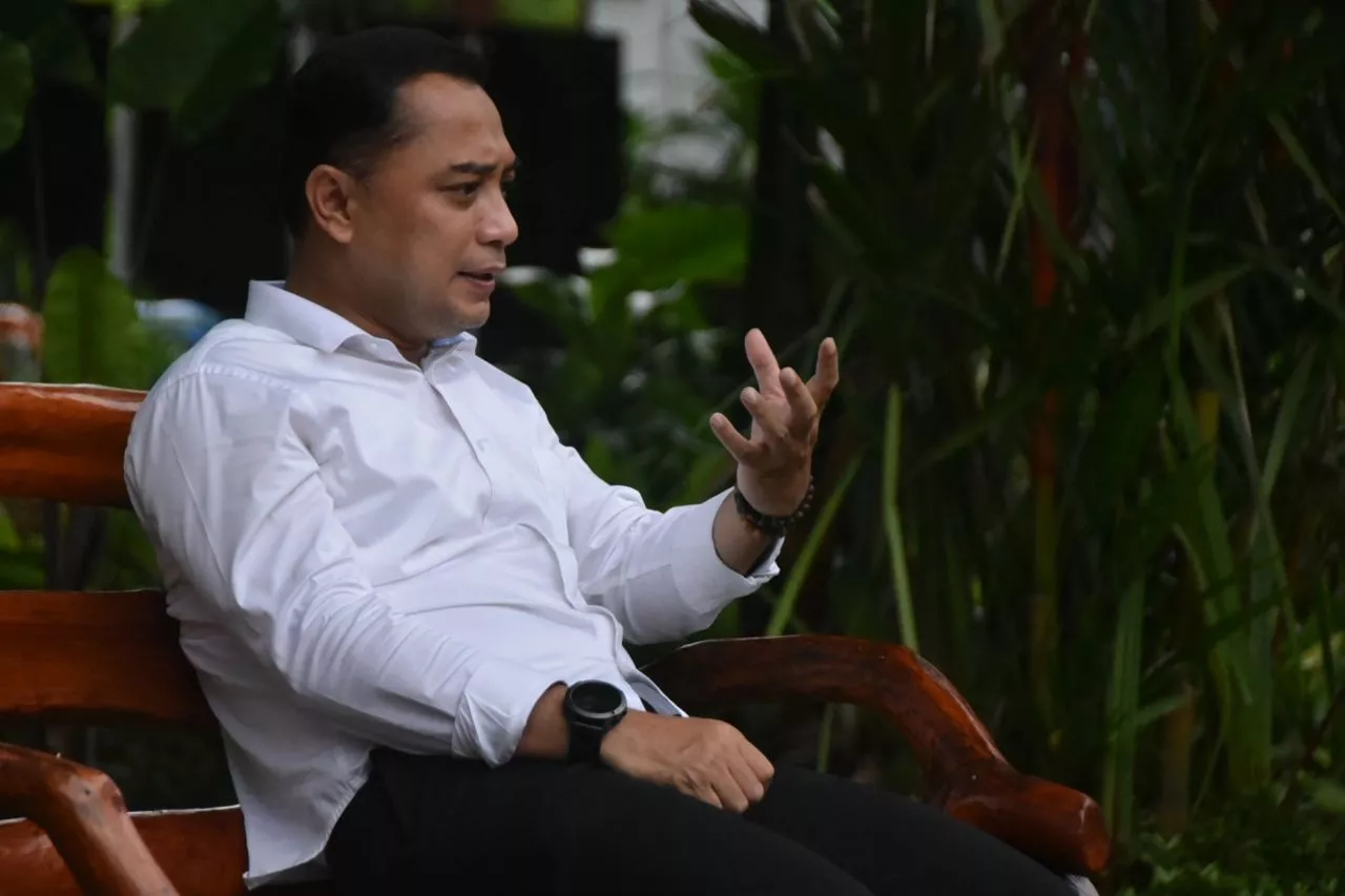 Wali Kota Surabaya Minta Masyarakat Tidak Khawatir dengan Isu Lonjakan Omicron