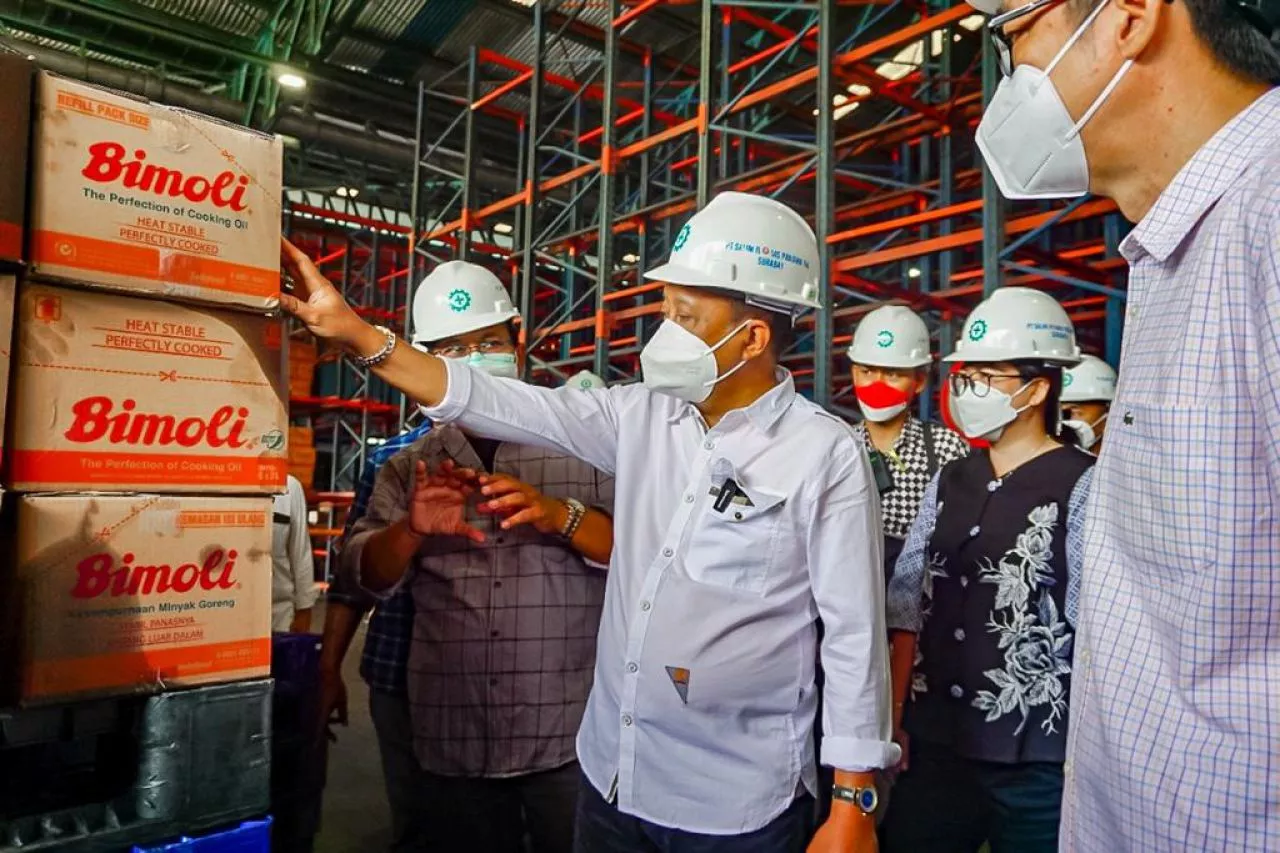 Pemkot Surabaya Pastikan Stok Minyak Goreng Jelang Ramadan Aman