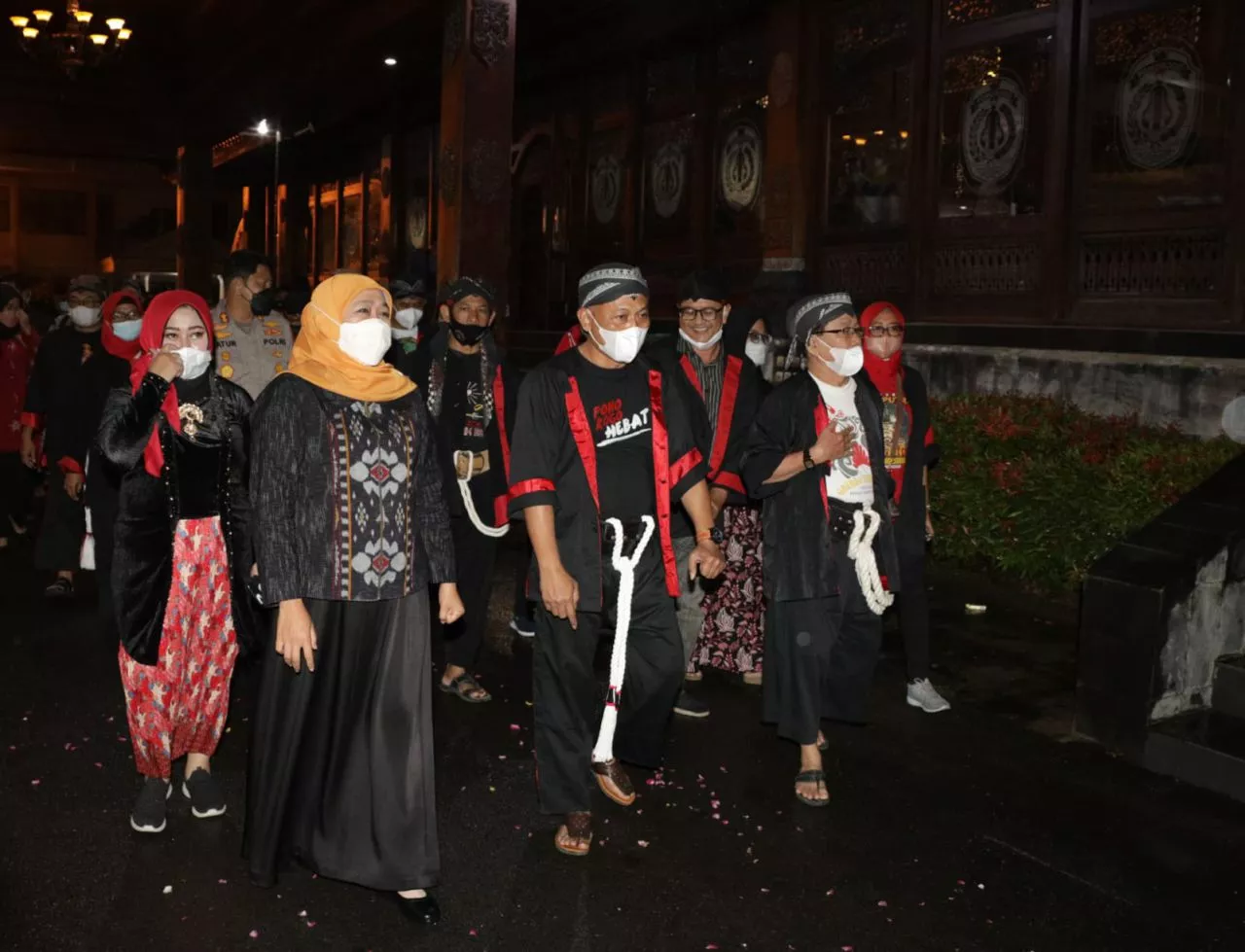 Gubernur Khofifah Ajak Masyarakat Promosikan Reog agar Lolos Pengakuan UNESCO