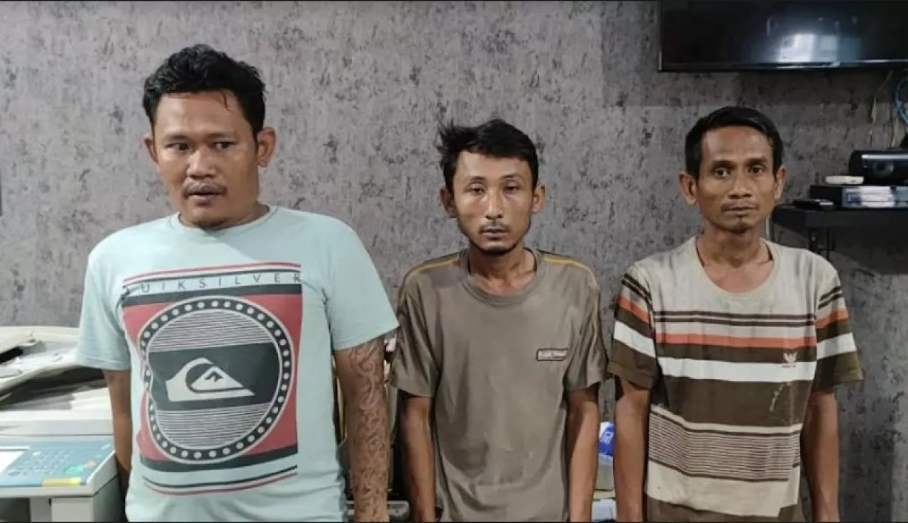 Gelapkan 1800 Liter Minyak Goreng di Surabaya, Tiga Sopir ini Dicokok Polisi