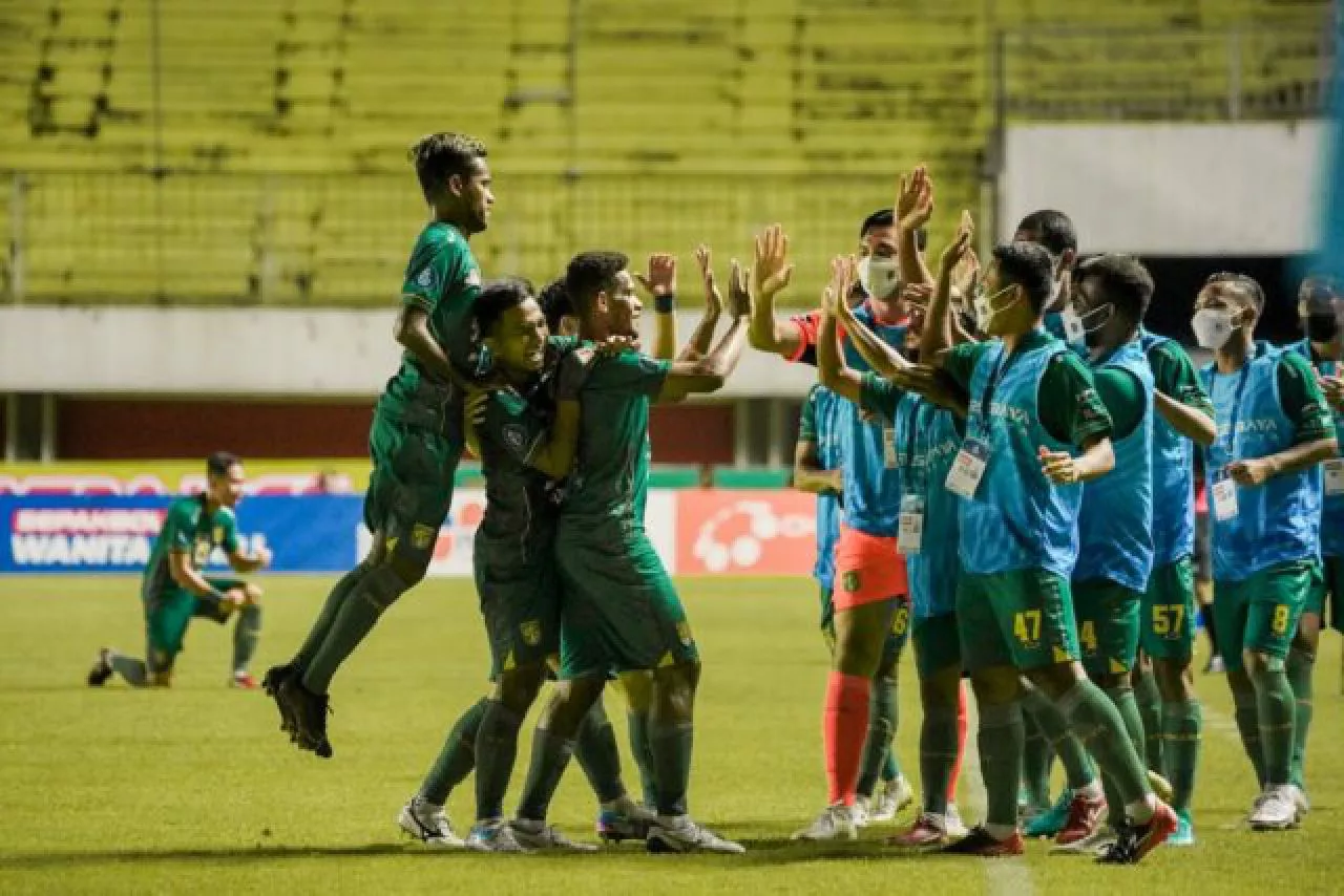 Ditahan Imbang Persela 2-2, Langkah Persebaya Menuju Gelar Juara Semakin Berat