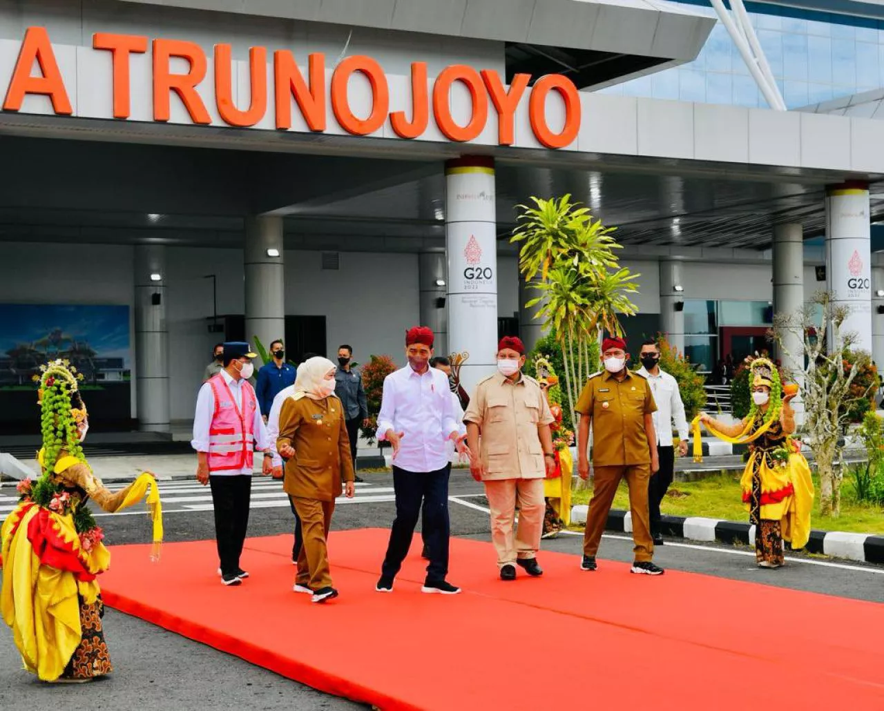Presiden Jokowi Resmikan Bandara Trunojoyo Sumenep