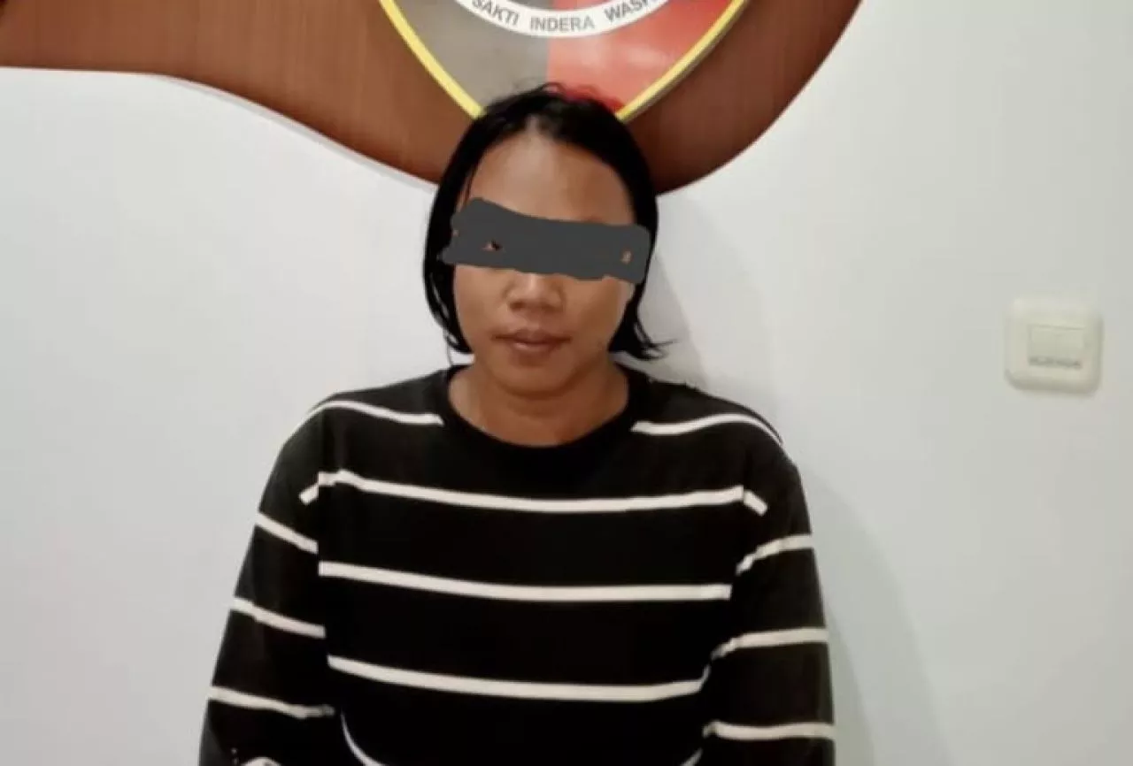 Jual Istri untuk Fantasi Seks Threesome, Pria di Surabaya Ditangkap Polisi