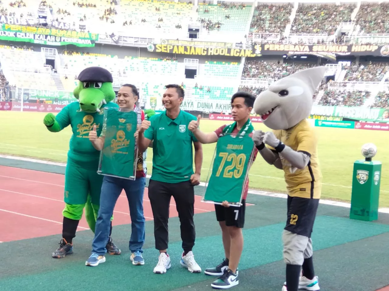 Laga Persahabatan Persebaya VS Persis: Kado untuk Bonek di HUT Surabaya
