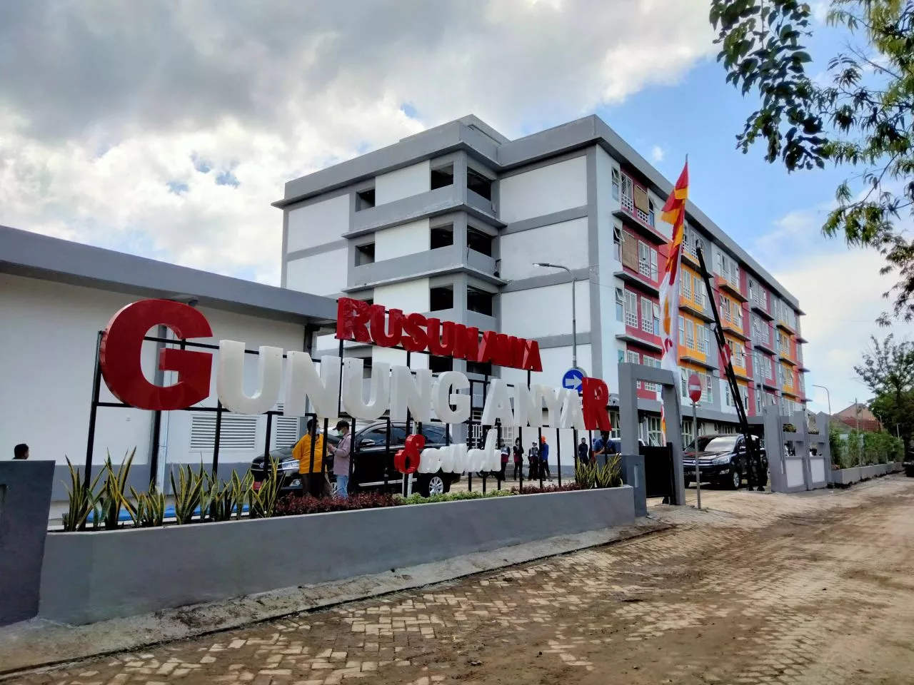 Resmikan Rusun Gunung Anyar, Wali Kota Surabaya: Maksimal Dua Tahun Harus Keluar