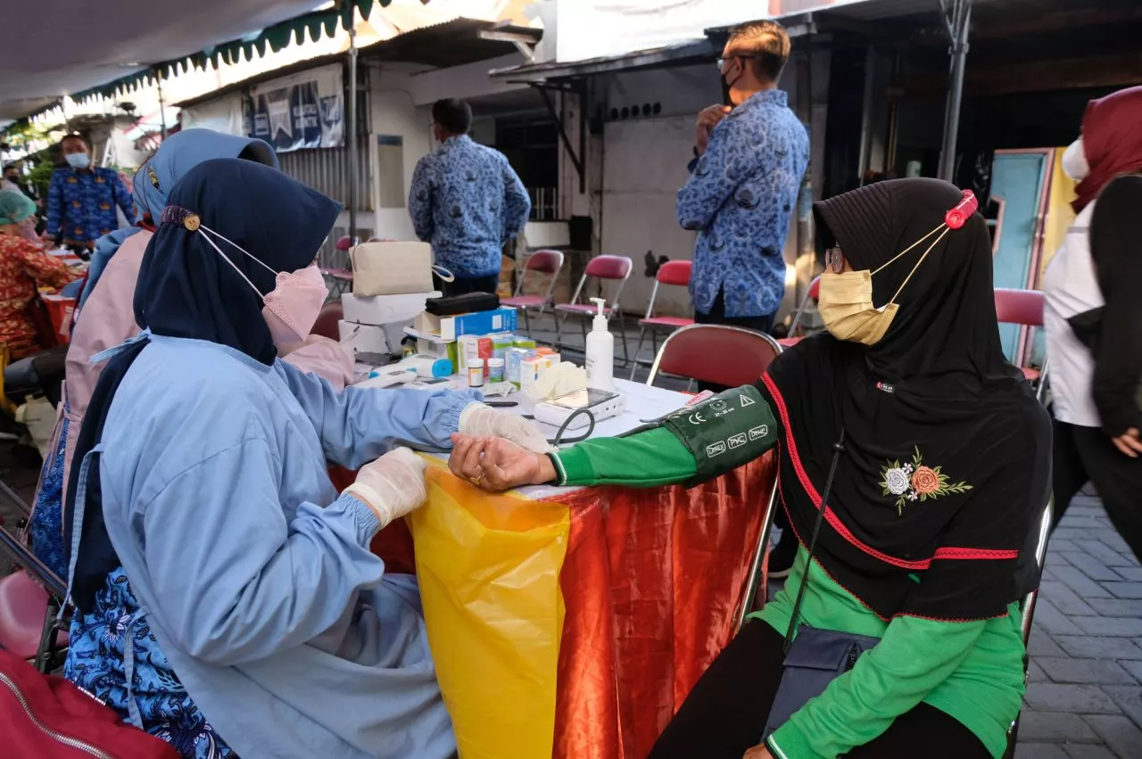Meriahkan HUT Surabaya, Pemkot Gelar Rangkaian Bakti Sosial