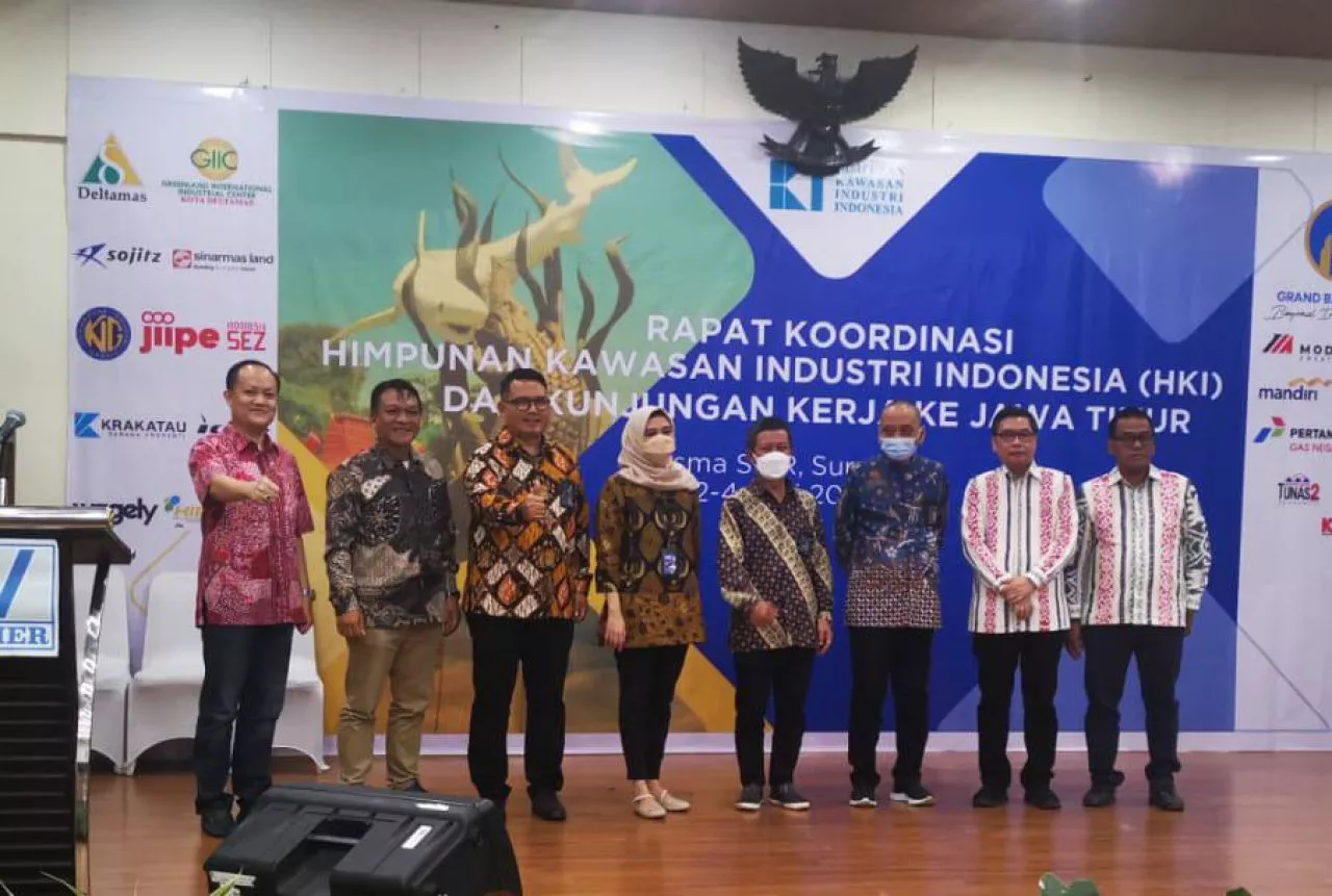 Dukung Kendaraan Listrik, Optima Integra Tehnik Gandeng SIER Teken MoU SPKLU