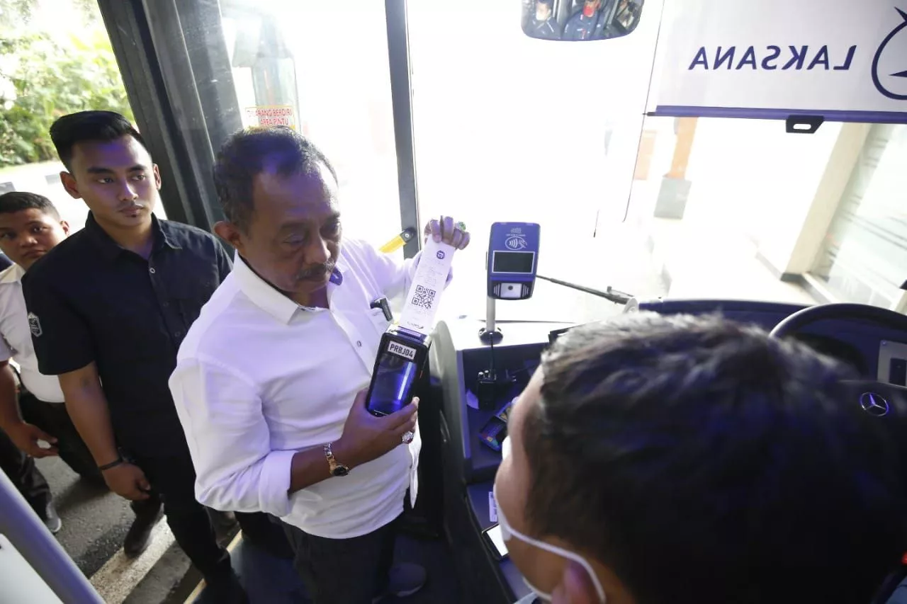 Pemkot Berlakukan Metode Baru Pembayaran Bus Suroboyo, Begini Caranya