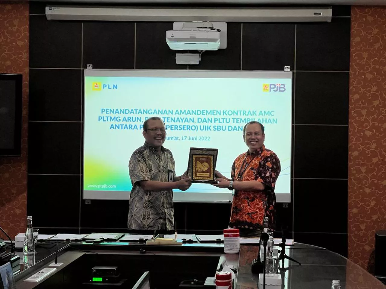 PJB Tandatangani Kontrak AMC dengan PLN untuk Induk Pembangkit Sumatera