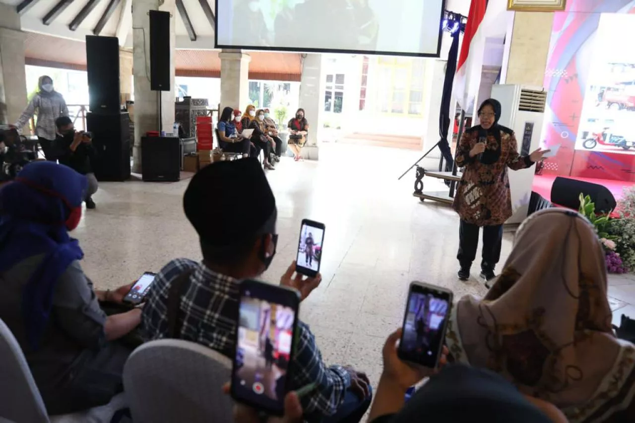 Mensos Risma Bagikan Tips Kiat Sukses Usaha Mikro Beromzet Miliaran