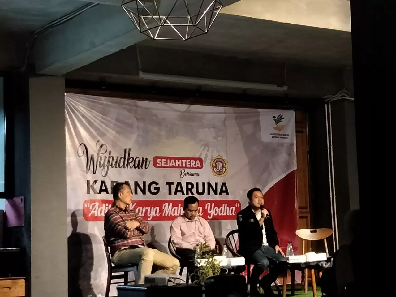 Diskusi Karang Taruna Surabaya dan Kemensos: Strategi Peningkatan Pilar Sosial