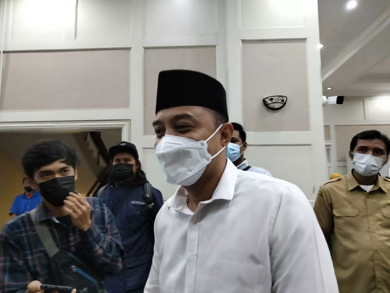 Pemkot Bekukan Izin Holywings di Surabaya