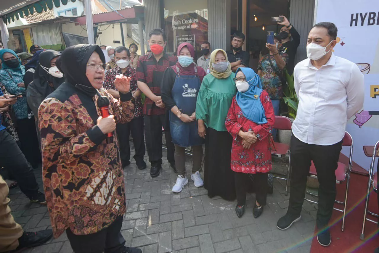 Mensos Risma Jadikan Pahlawan Ekonomi Surabaya Percontohan UMKM Nasional