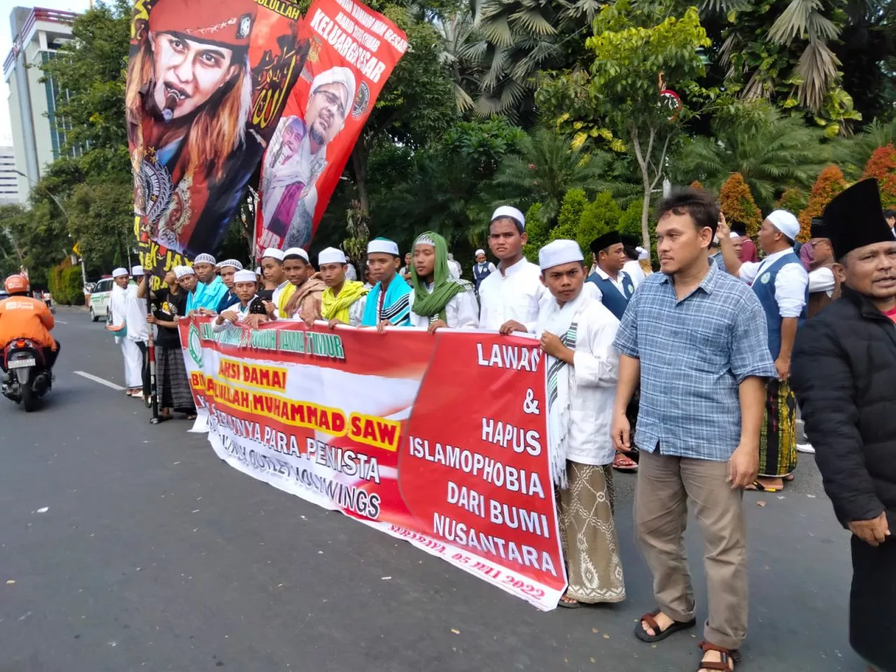 Aliansi Ulama Indonesia Gelar Demo Tuntut Holywings Ditutup Permanen