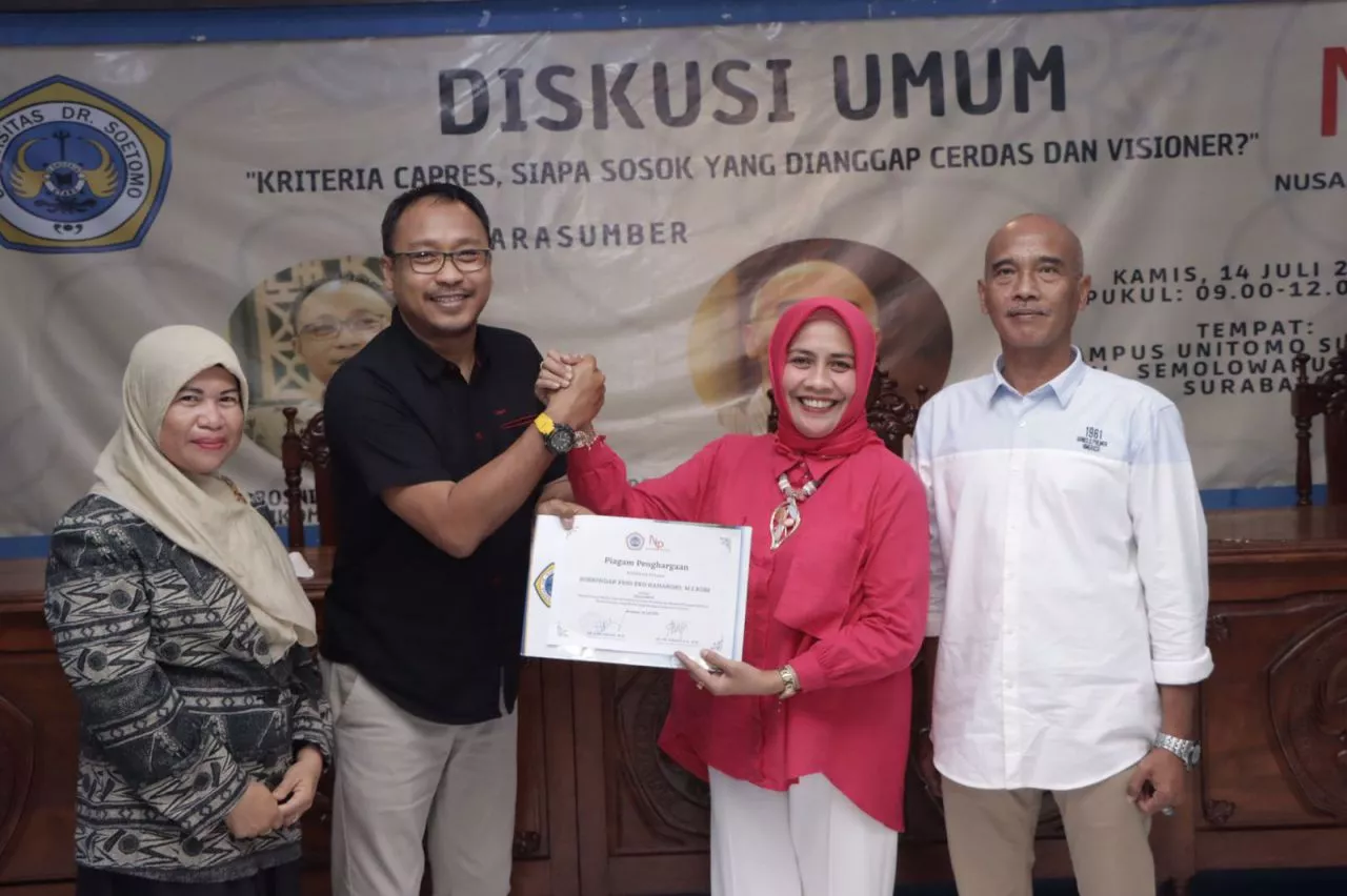 Diskusi Umum di Unitomo Bahas Ambang Batas 20 Persen untuk Mengamankan Presiden