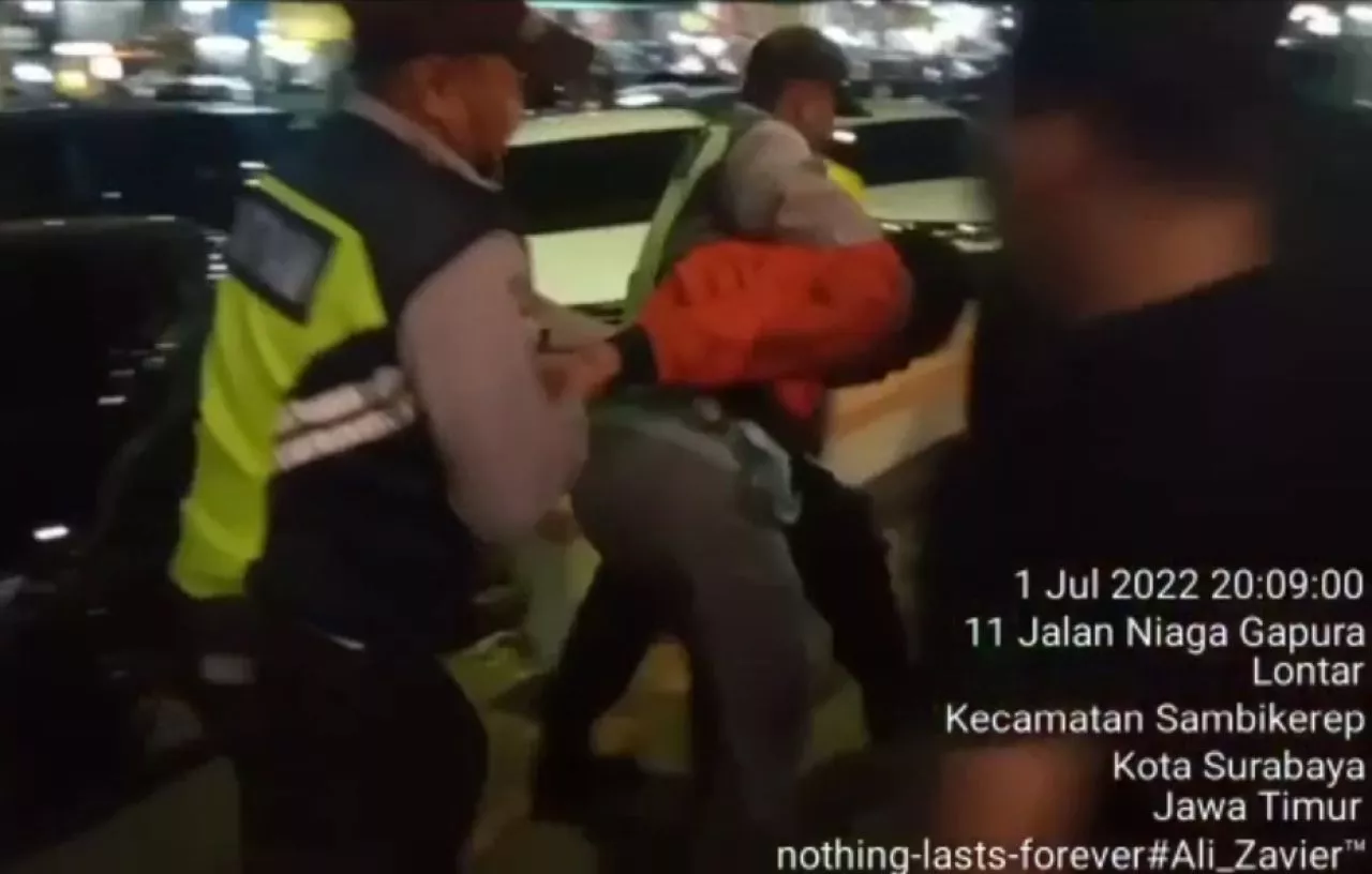 Begini Kronologi Pemuda Dihajar Warga di G-Walk Citraland Surabaya