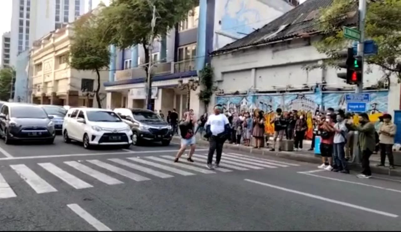 Ganggu Lalu Lintas, Fashion Week Jalan Tunjungan Surabaya Pindah di Zebra Cross