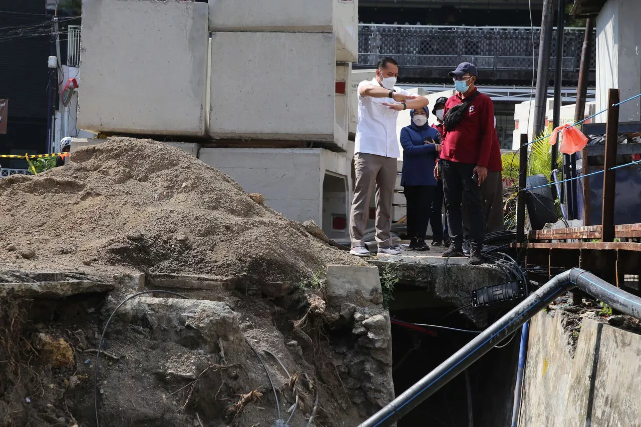Proyek Saluran Air Embong Kenongo dan Jalan Kenari Dianggarkan RP 16 Miliar