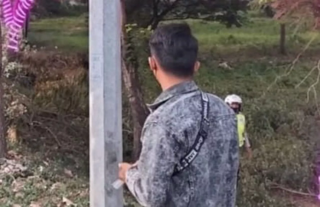 Ini Pengakuan Pria yang Temukan Mayat Bertelanjang Dada di Bundaran Waru