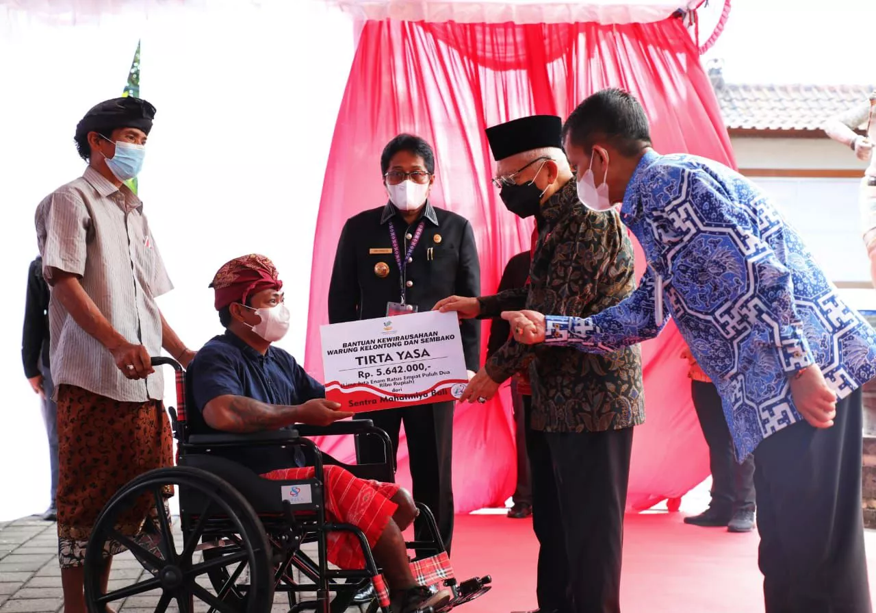 Berikan Bantuan di Bali, Wapres Ma'ruf Amin Tegaskan Pemerintah Berkomitmen