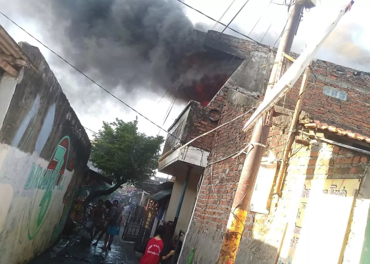 Rumah di Jojoran Surabaya Terbakar Gara-gara Anak Pemilik Bakar Kertas