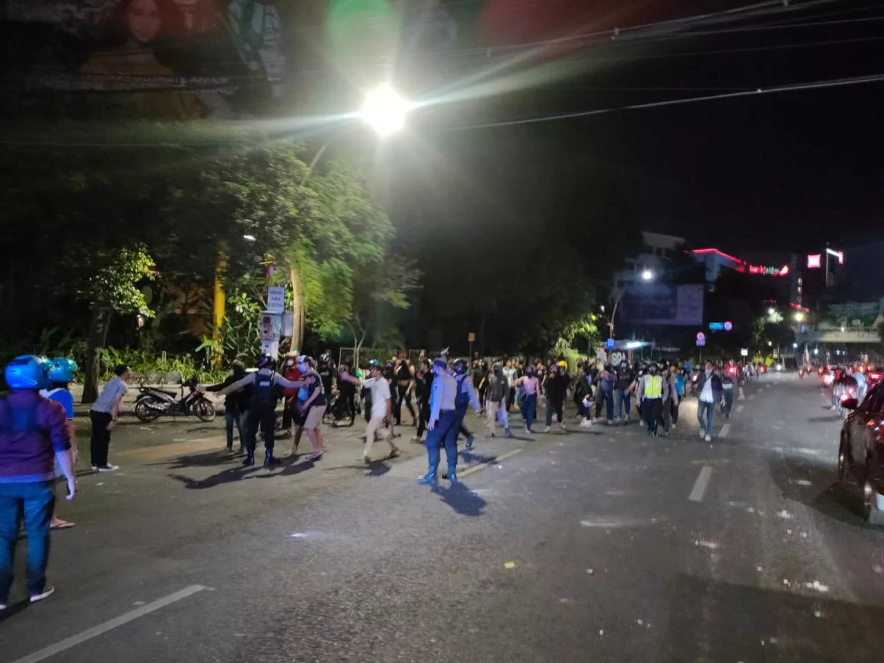Dua Kelompok Diduga Antar Perguruan Silat Bentrok di Surabaya