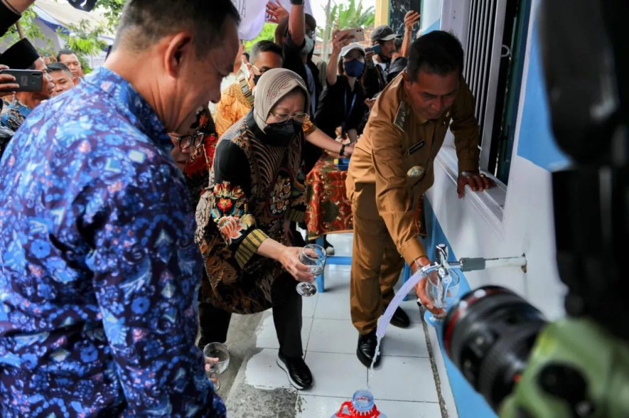 MPR RI Apresiasi Kinerja Mensos Risma Soal Terobosan Penyediaan Air Bersih