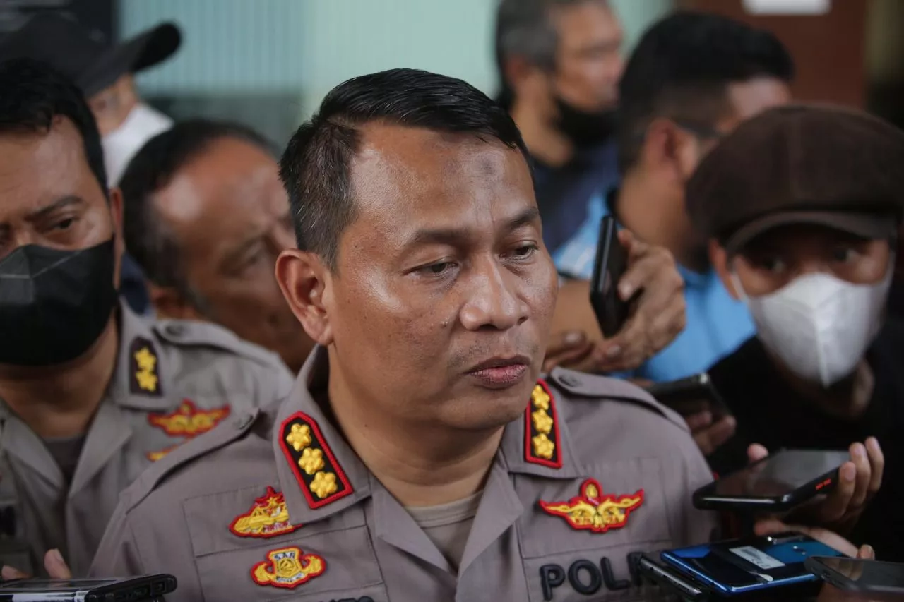 Diperiksa 12 Jam di Polda Jatim, Ketua Panpel Arema FC Dicecar 123 Pertanyaan