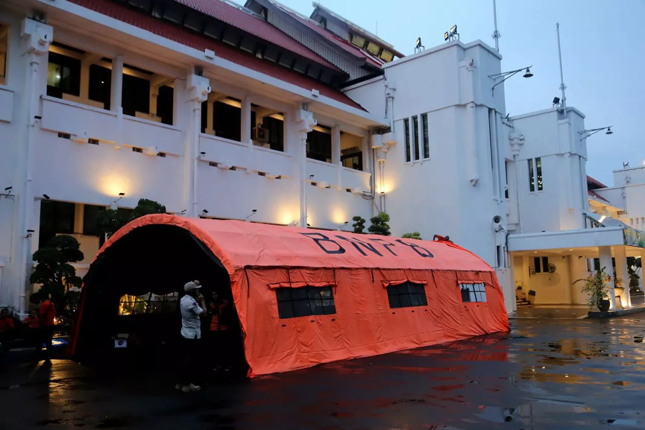Pemkot Surabaya Buka Posko Bantuan untuk Korban Bencana Alam di Jawa Timur
