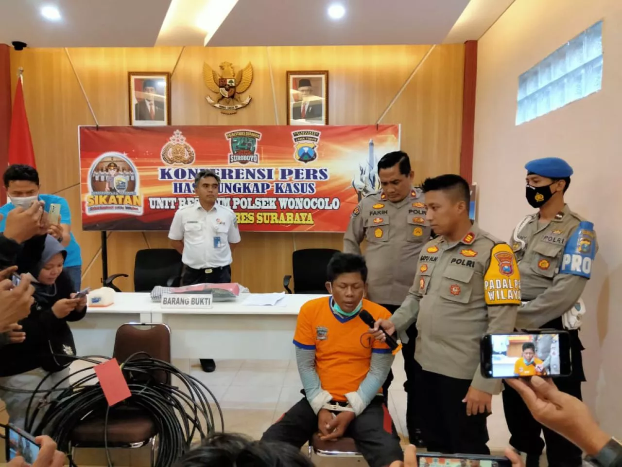 Polisi Tangkap Pelaku Pencurian Kabel KAI yang Sempat Viral di Surabaya