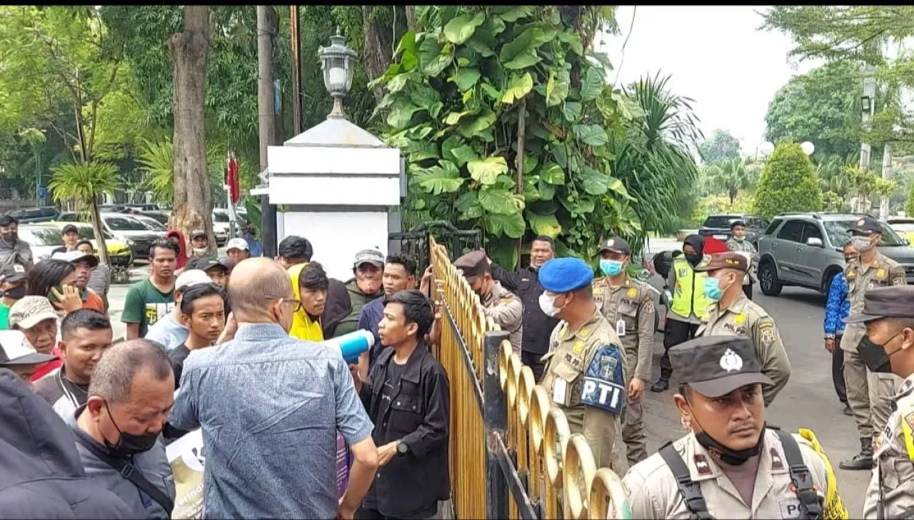 Didemo Gegara Bikin Konten Sidak Proyek, Ini Bantahan Wakil Wali Kota Surabaya
