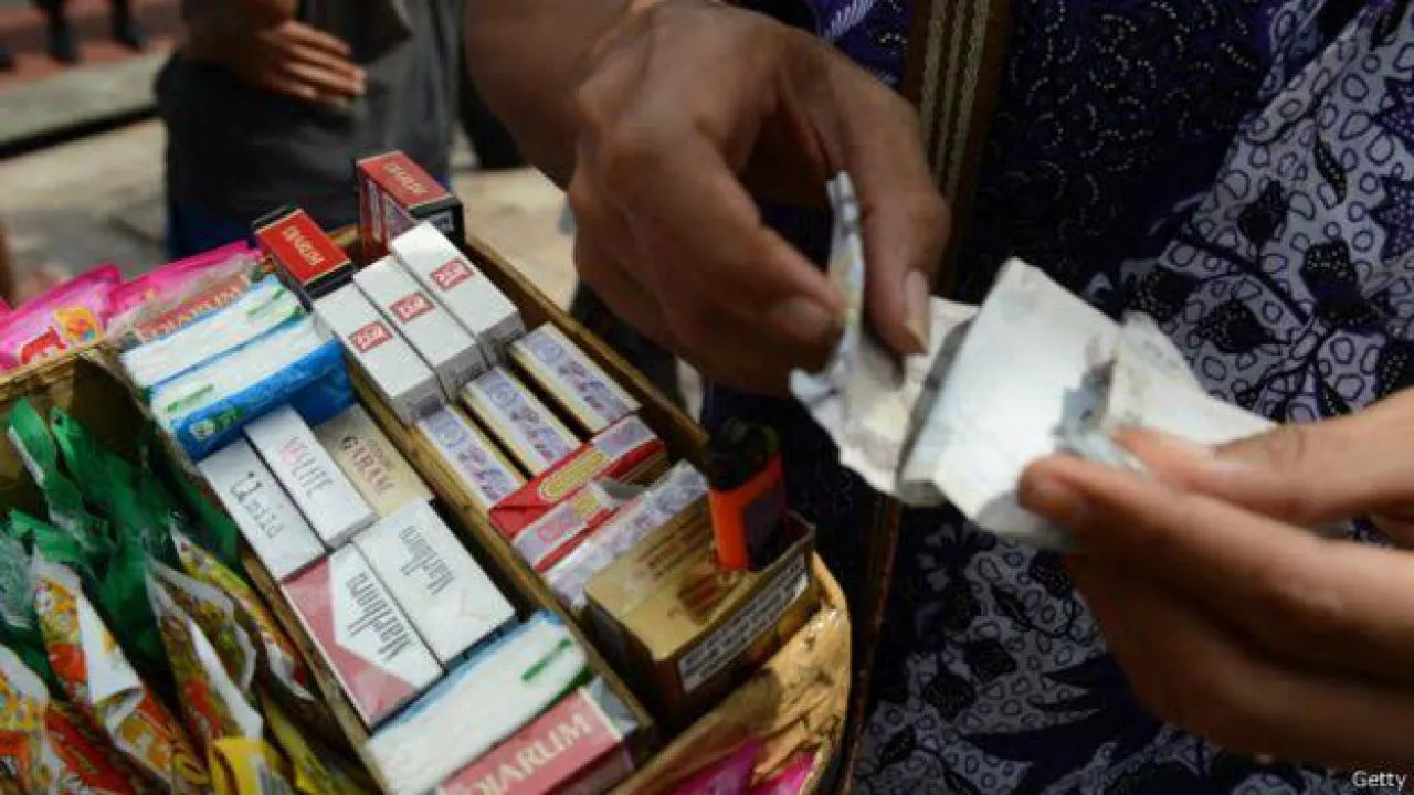 Catat! Pemkot Surabaya Juga Bakal Larang Penjualan Rokok Eceran di Tahun 2023