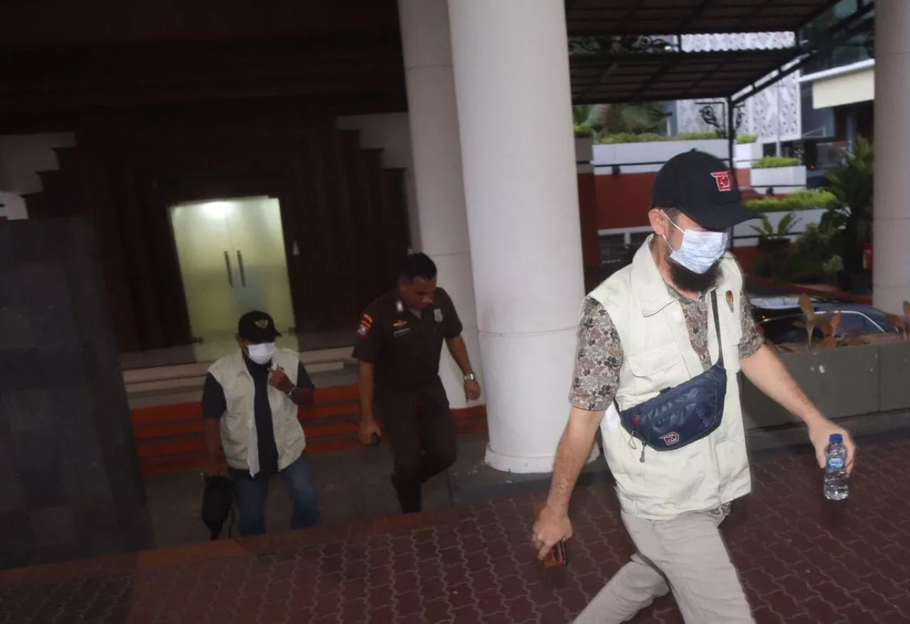 KPK Kembali Datangi Gedung DPRD Jatim, Ada Tersangka Baru?