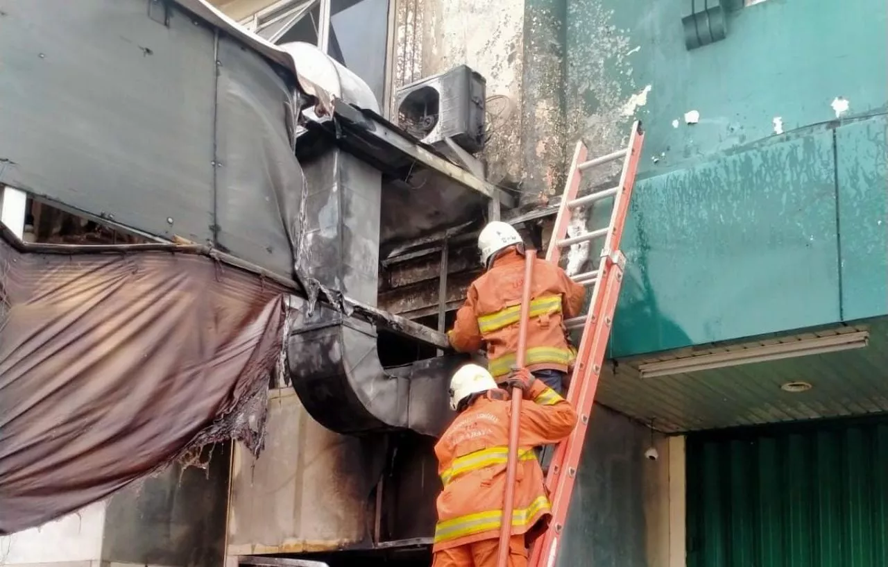 Depot Sate di G-Walk Citraland Terbakar, Diduga Lupa Mematikan Kompor
