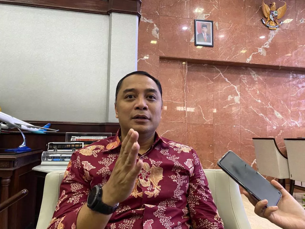 Ini Langkah Wali Kota Eri Amankan Natal dan Tahun Baru di Surabaya