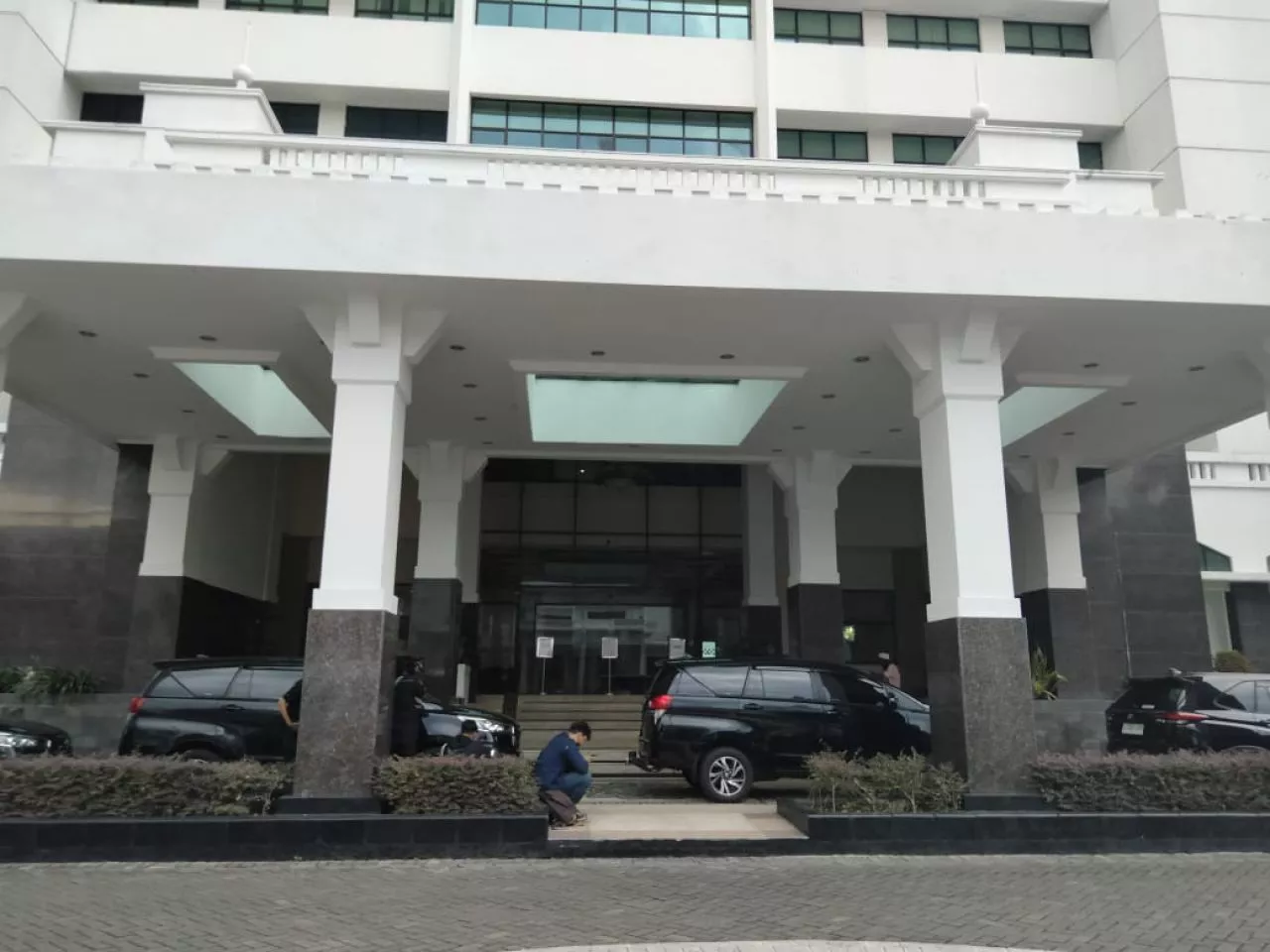 Usai DPRD, Giliran Kantor Sekretariat Pemprov Jatim Digeledah KPK