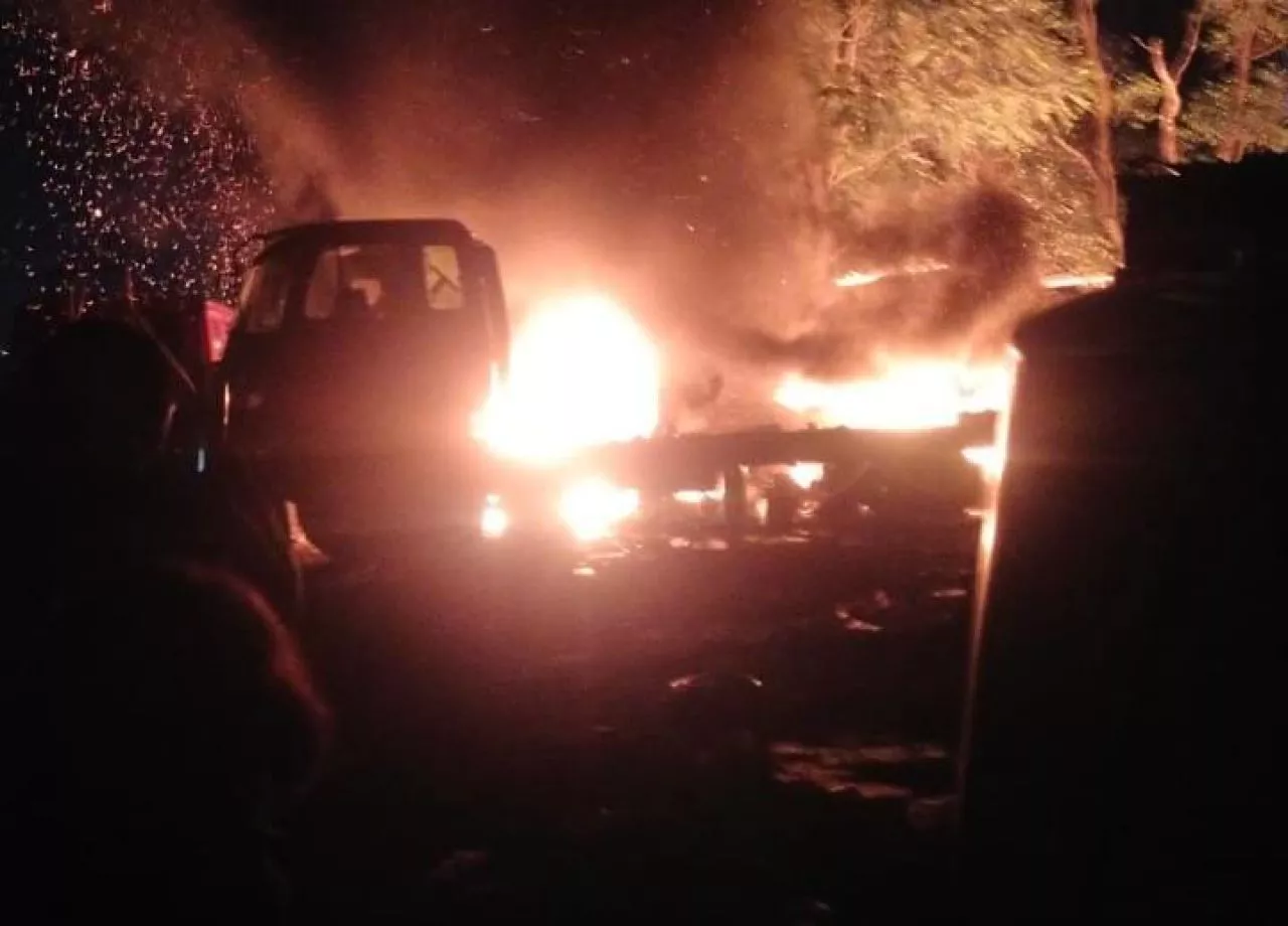 Kebakaran Bengkel di Surabaya, 1 Truk dan 2 Motor Hangus
