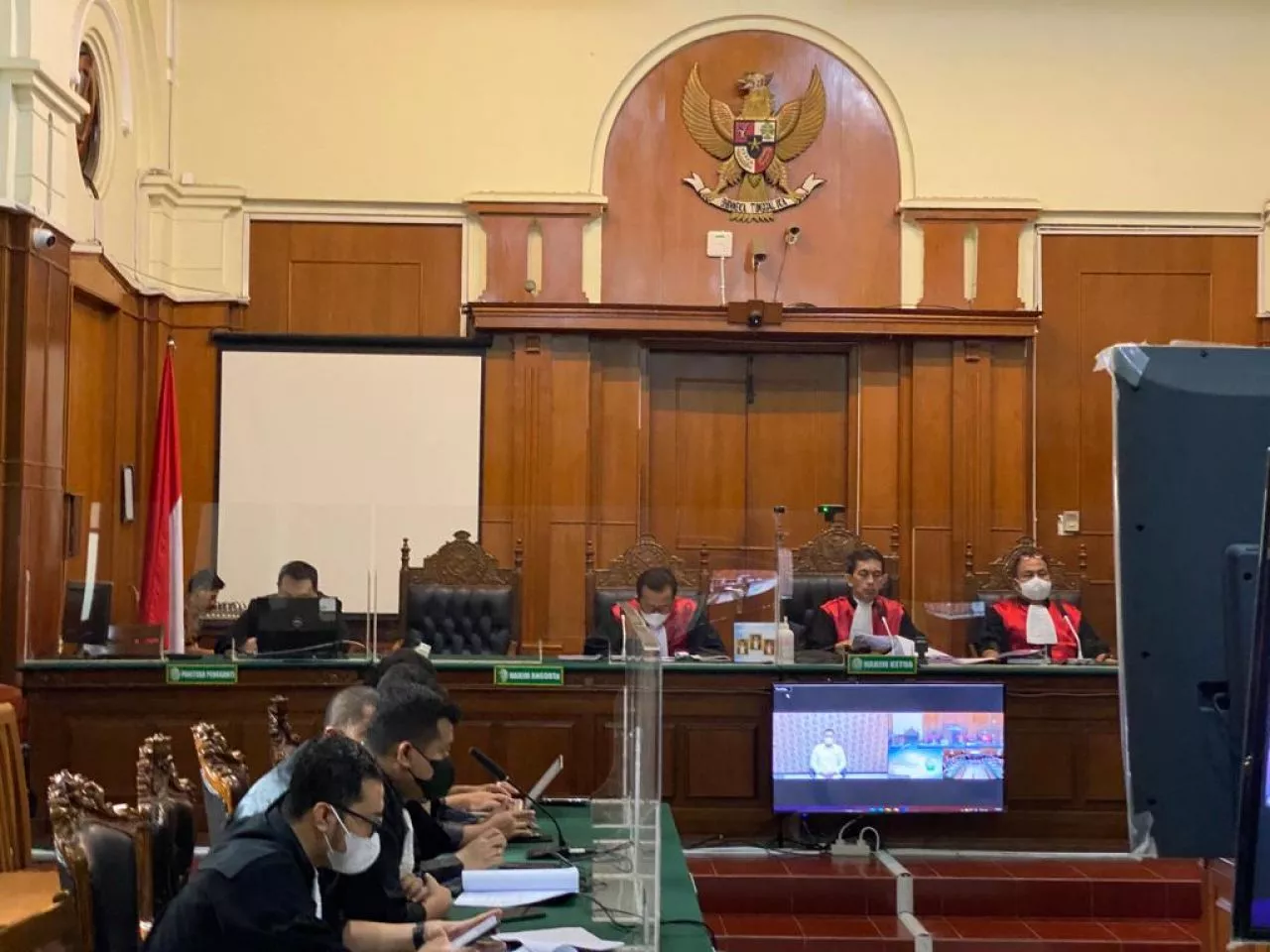 Sidang Tragedi Kanjuruhan, 3 Terdakwa Anggota Polisi Minta Dibebaskan dari Rutan