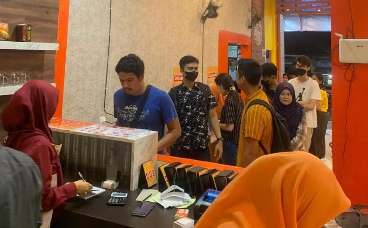 Buka Outlet Baru di Surabaya Timur, Ayam Bakar Pak D Tawarkan Promo Menarik