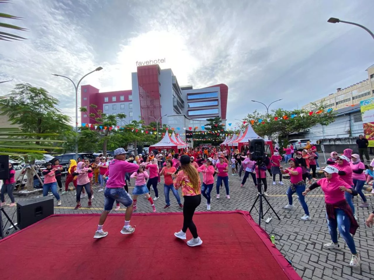 Favehotel Sidoarjo Fasilitasi Pelaku UMKM Dalam Rangka Ulang Tahun Ke 4