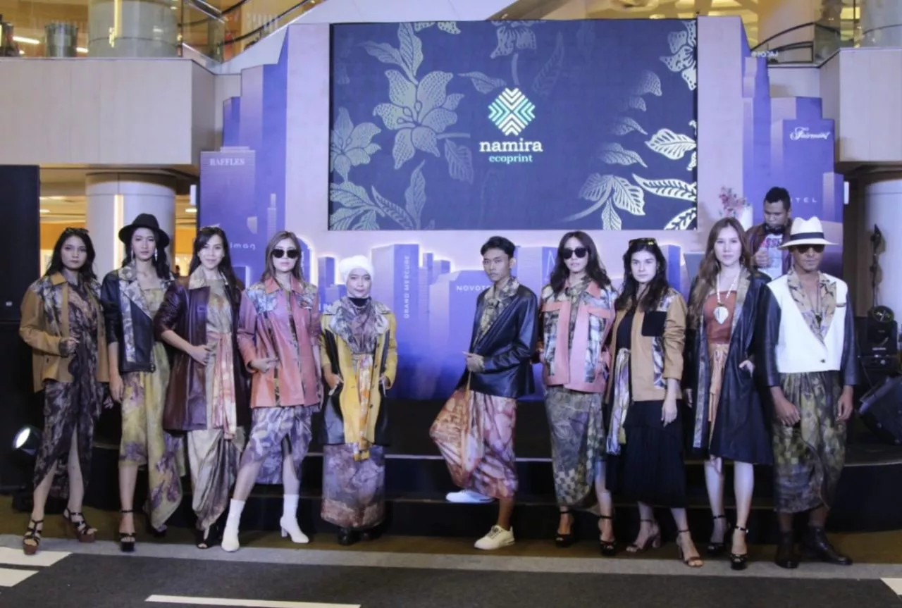 Gandeng Model Difabel, Namira Ecoprint Pamerkan Karya Batik Ramah Lingkungannya