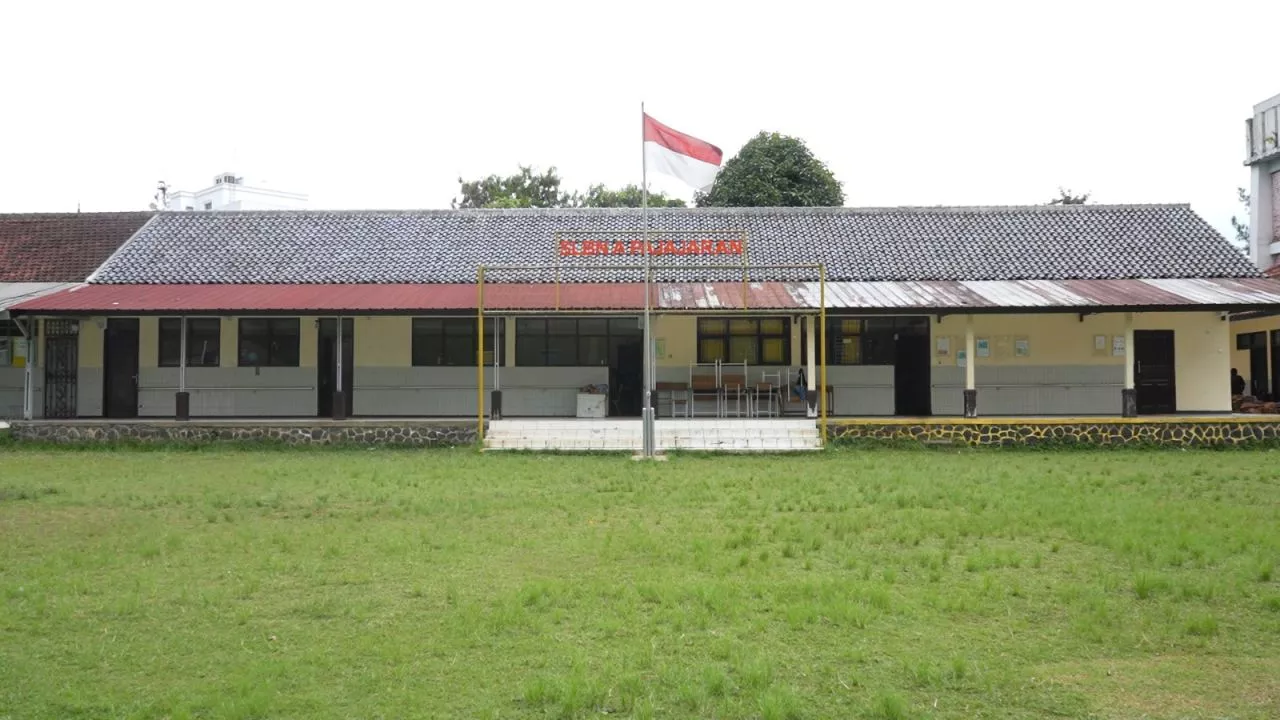Tiga Hari Usai Kunjungan, Mensos Risma Mulai Renovasi SLBN A Pajajaran