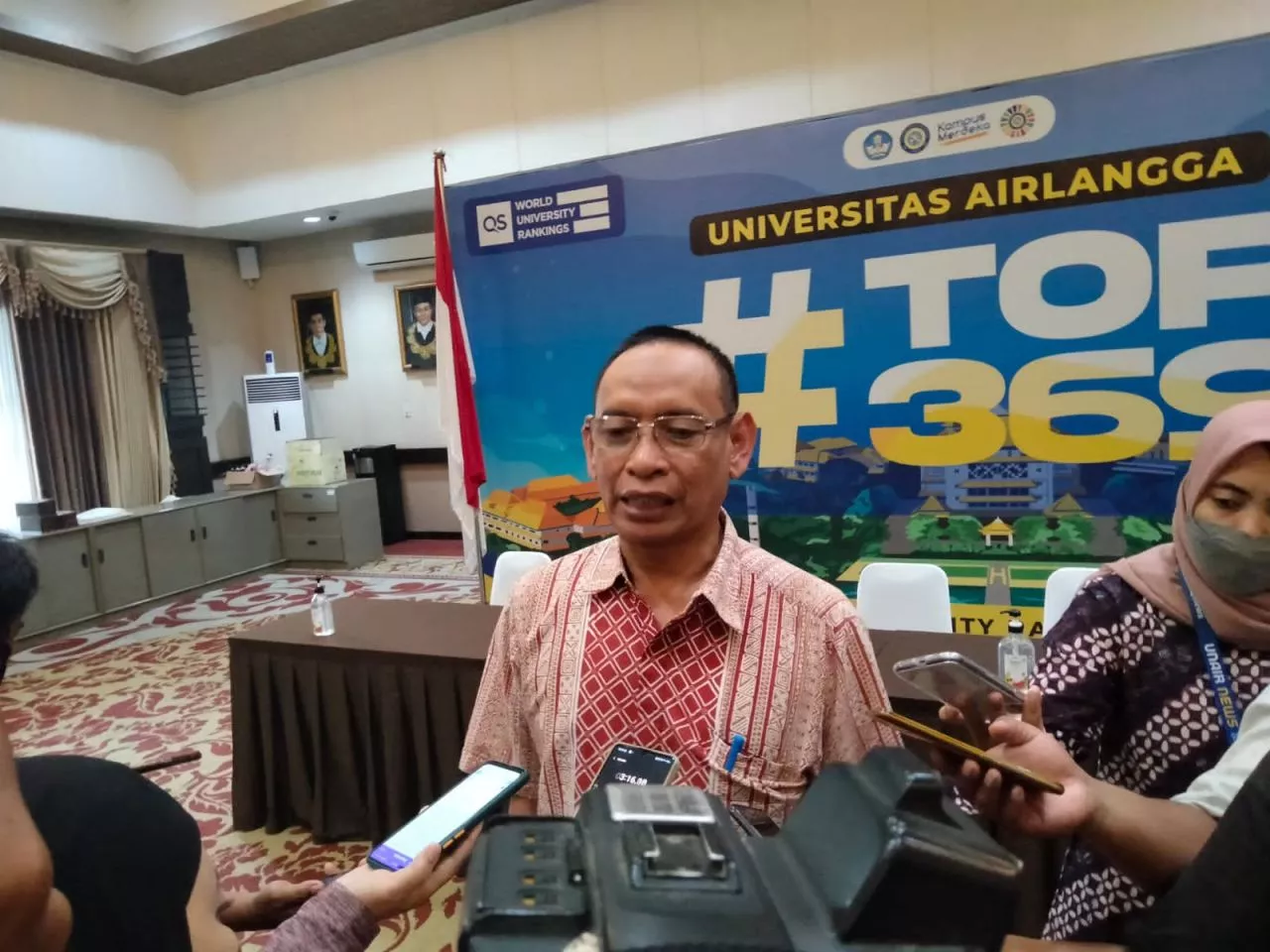 Peluang Lolos Pendaftar SNBP Unair 8,1 Persen, Rektor: Berdoalah