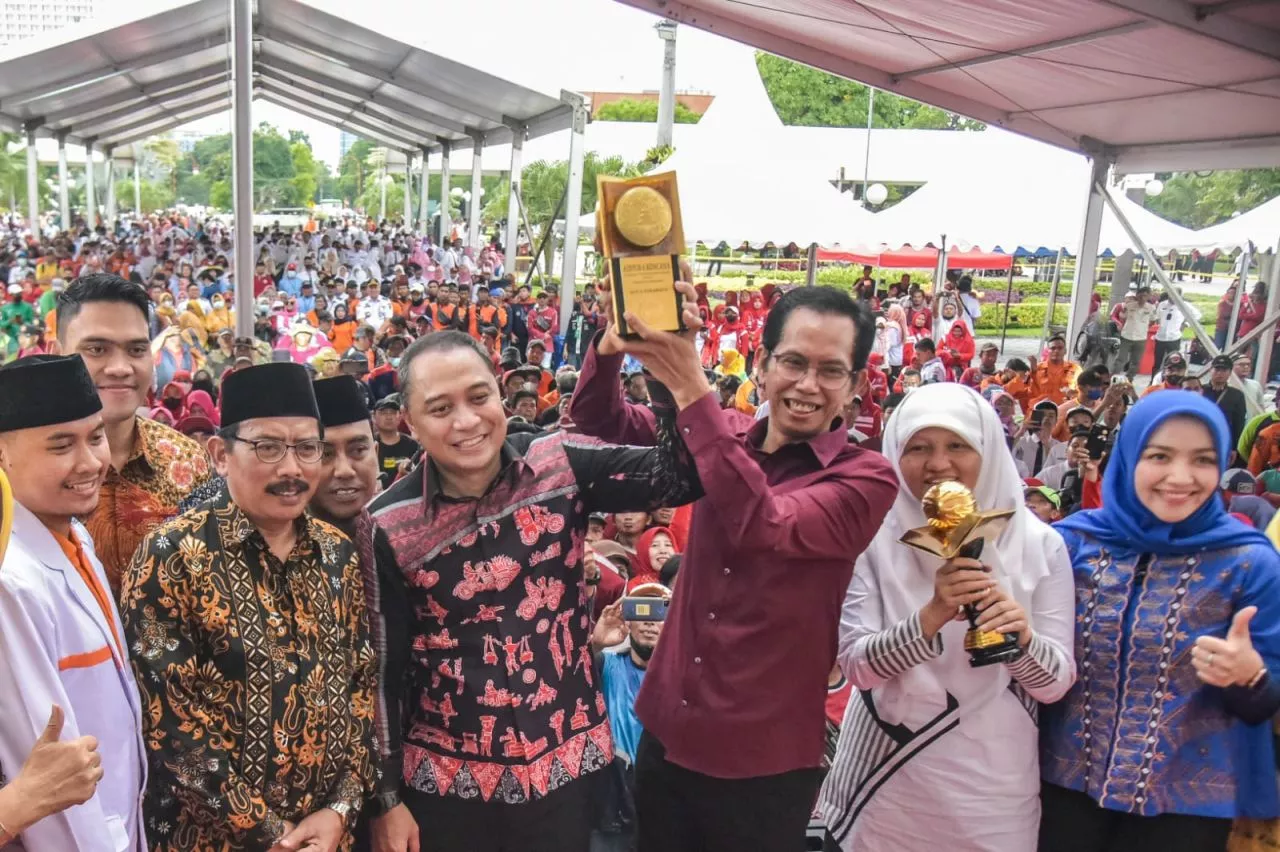 Kolaborasi Menjaga Lingkungan Antarkan Kota Surabaya Raih 14 Penghargaan